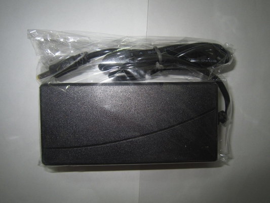 LED Lighting Power Supply Adapter 12V 5A 60W with 3-pins Plug and Input Voltage 220V