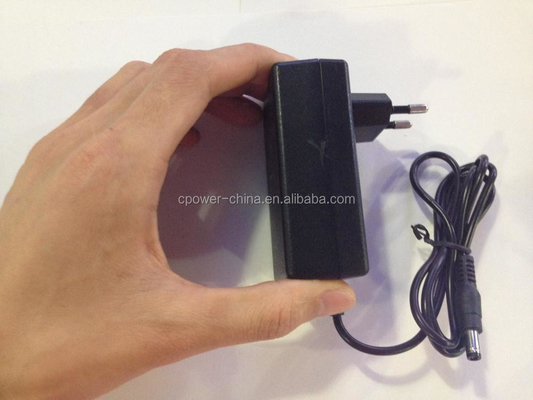 15V 2A 30W DC Output Type AC DC Power Adapter for LED Light and Electrical Appliances