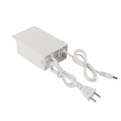 12V 24W Outdoor Power Adapter with 2000mA Output Current and Docile White Design